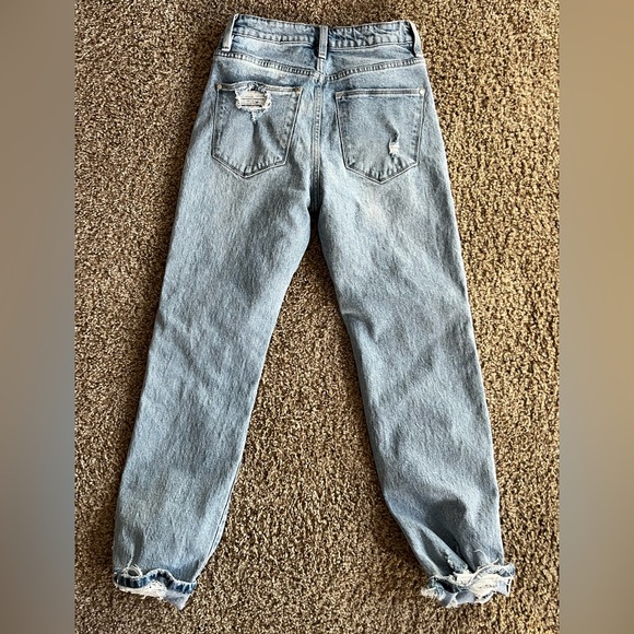 Alter’d State distressed jeans size 1 - Picture 5 of 7